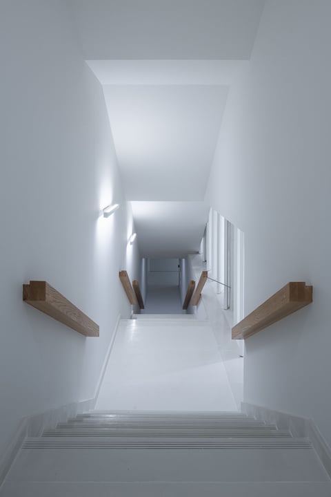 9832_32