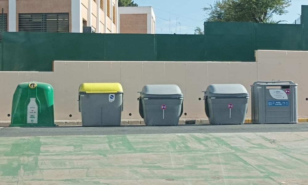 Continuamos mejorando el mobiliario Urbano