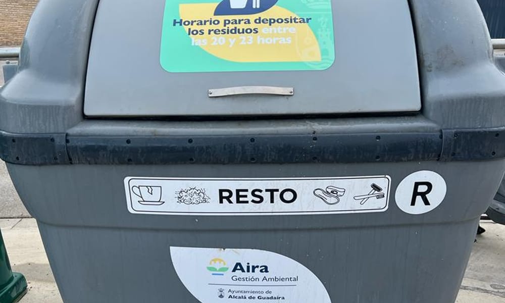 Nueva campaña de sensibilización y concienciación sobre los horarios establecidos para poder tirar la basura en Alcalá de Guadaira