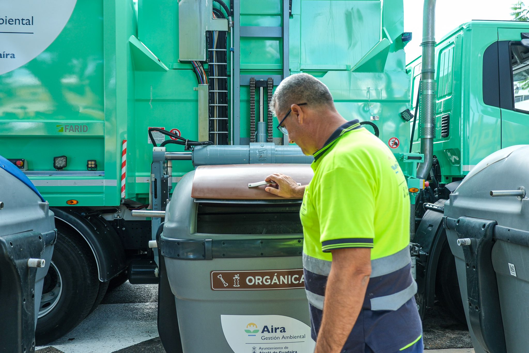 Alcalá de Guadaíra da el salto oficial  al reciclaje de orgánicos en la ciudad