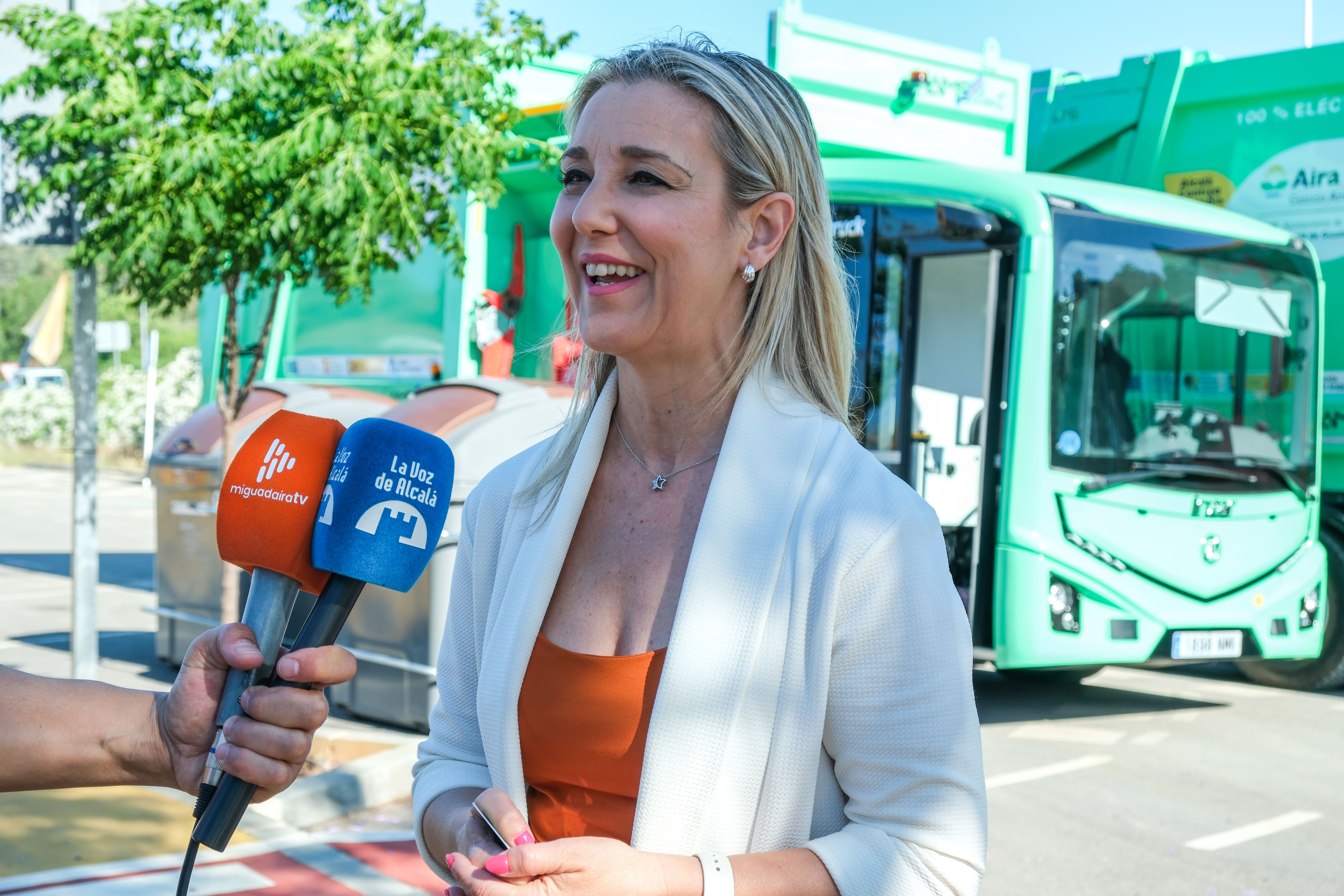 ALCALÁ TRANSFORMA LA RECOGIDA DE ORGÁNICA CON VEHÍCULOS ELÉCTRICOS Y CONTENEDORES INTELIGENTES