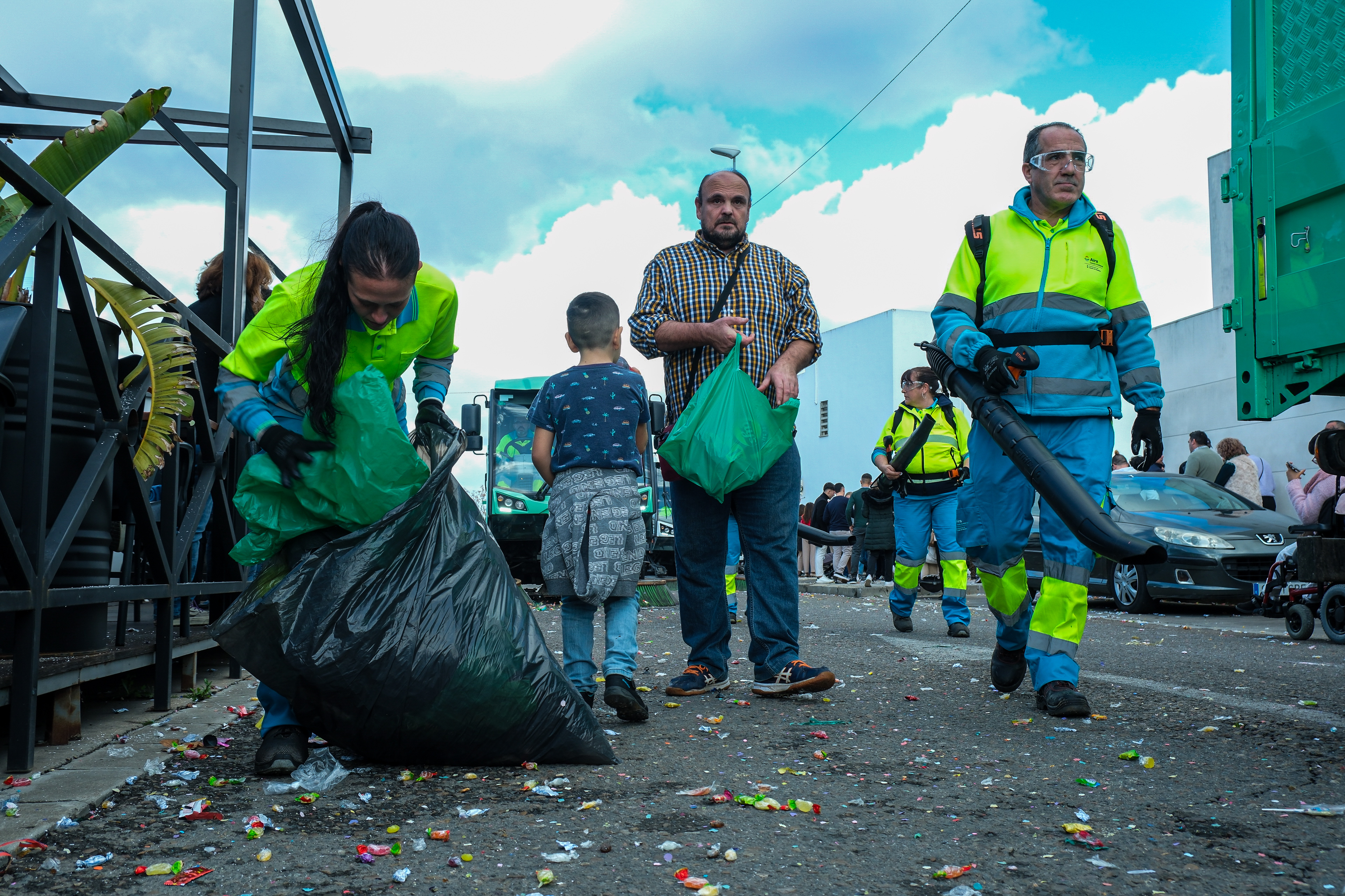 DISPOSITIVO ESPECIAL DE LIMPIEZA CON MOTIVO DEL HERALDO REAL Y LA CABALGATA DE REYES