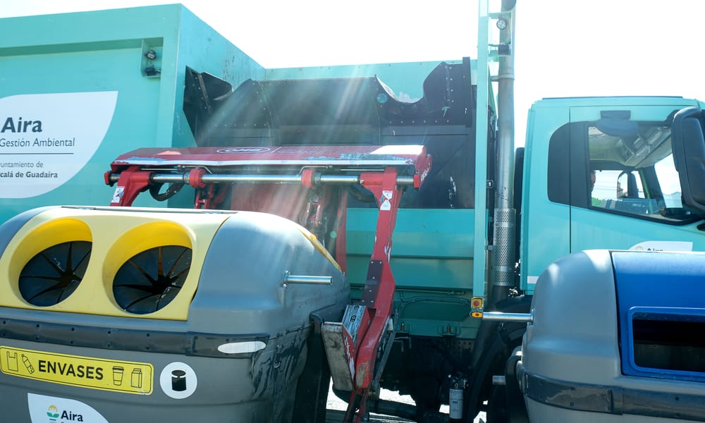Aira refuerza la recogida de envases ante el aumento del consumo en verano