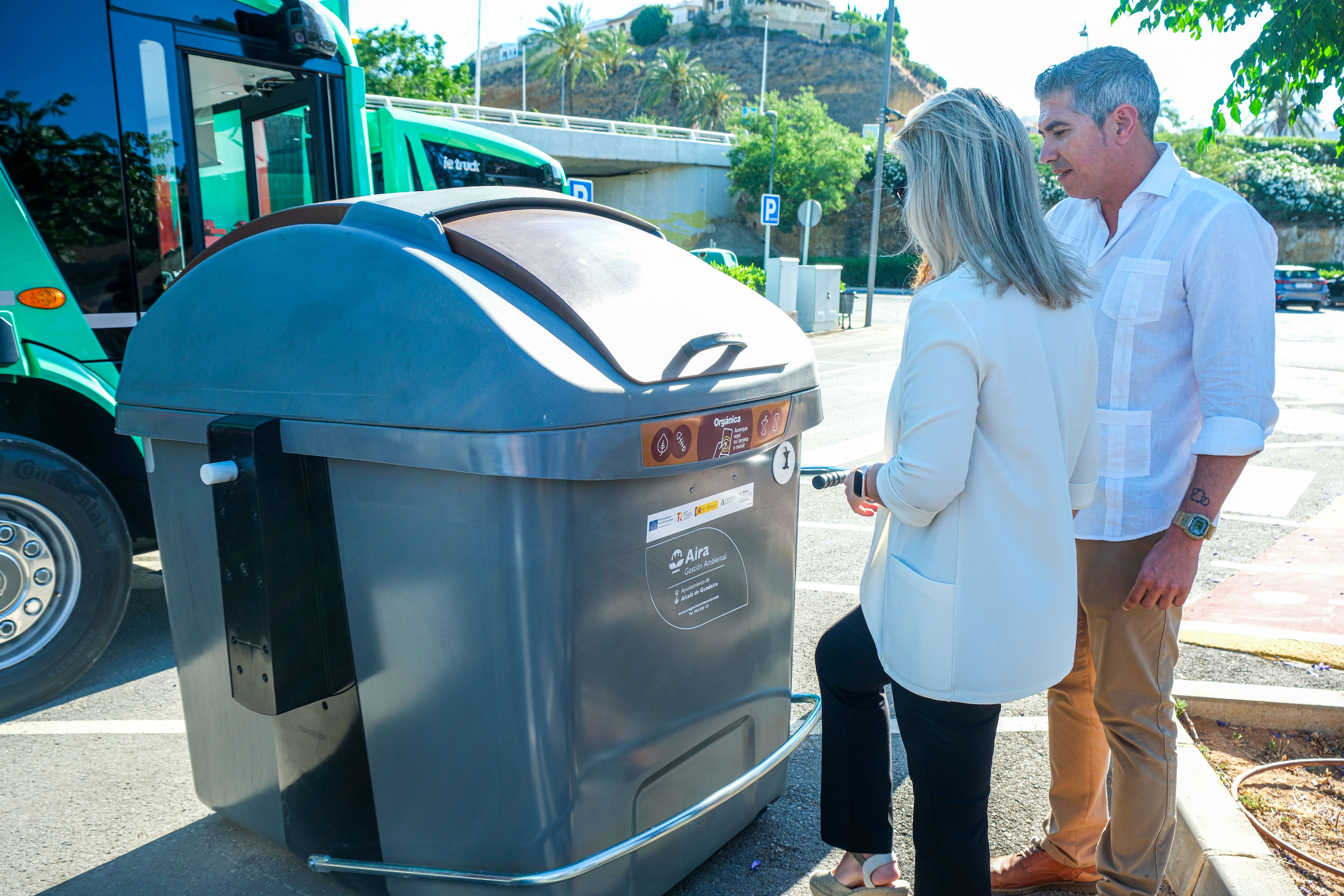 ALCALÁ TRANSFORMA LA RECOGIDA DE ORGÁNICA CON VEHÍCULOS ELÉCTRICOS Y CONTENEDORES INTELIGENTES