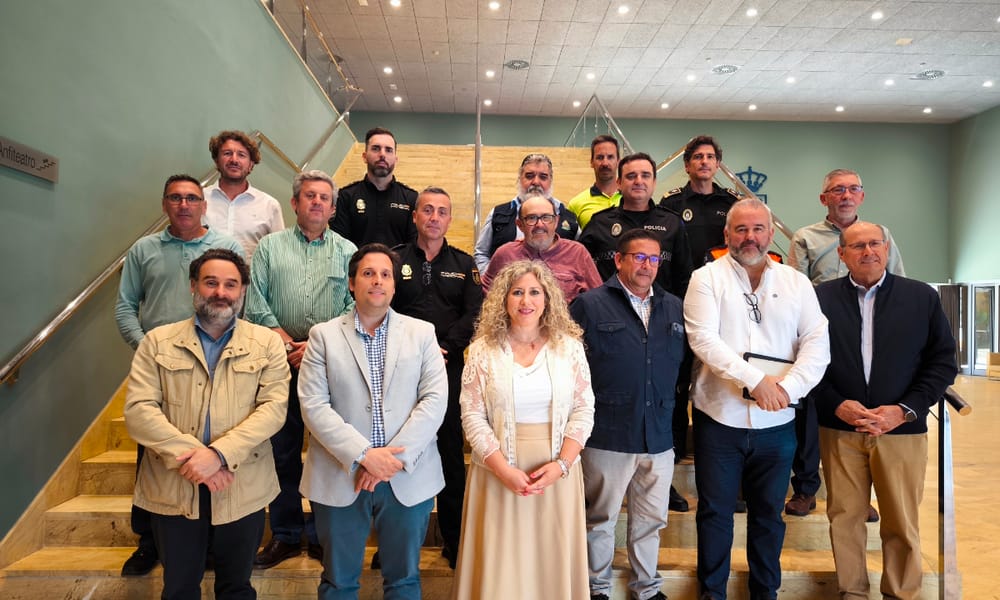 Aira activa su Plan Glorias 2025 con un dispositivo especial de limpieza para las procesiones de mayo y junio