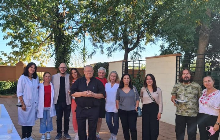 Visita de Álvaro Gandul al Centro de Acogida de Alcalá de Guadaira