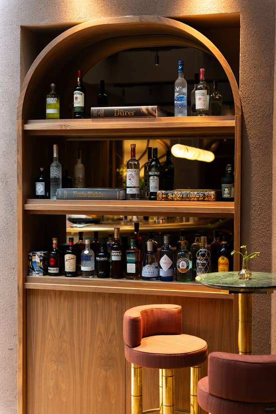 Coctelería Dry Martini by Javier de las Muelas en el Hotel Mercer Madrid 5*Gran Lujo
