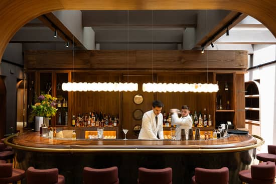 Coctelería Dry Martini by Javier de las Muelas en el Hotel Mercer Madrid 5*Gran Lujo