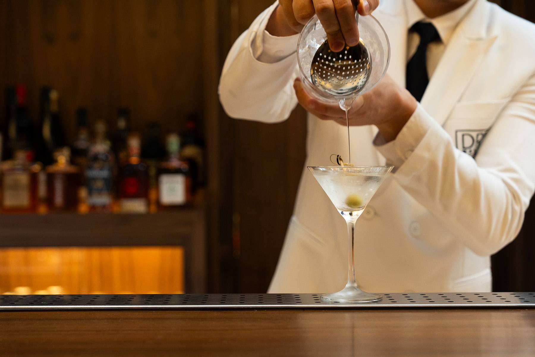 Coctelería Dry Martini by Javier de las Muelas en el Hotel Mercer Madrid 5*Gran Lujo