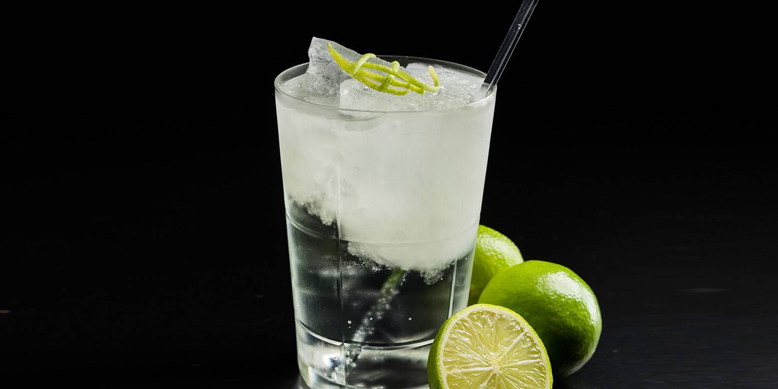 Cóctel de Dry Martini en el Hotel Mercer Madrid 5*GL