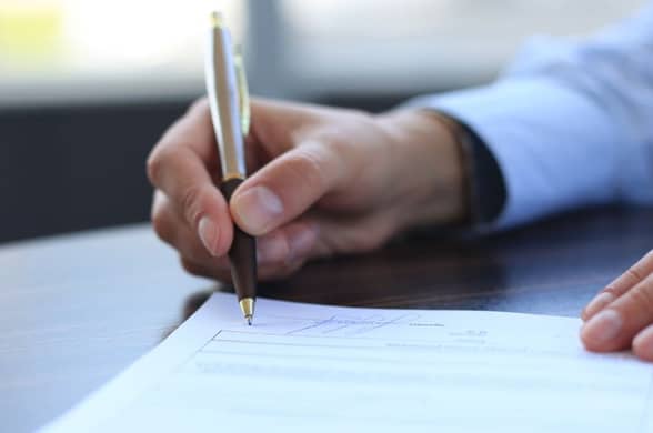 ¿Se puede transformar un contrato de interinidad en indefinido?