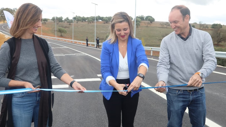 La alcaldesa de Alcalá inaugura el Vial Intermedio, pieza clave del Plan de Movilidad Urbana