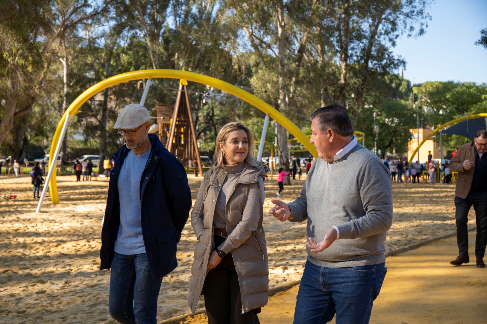 Nueva zona de juegos infantiles de diseño exclusivo que añade valor familiar al Monumento Natural Riberas del Guadaíra