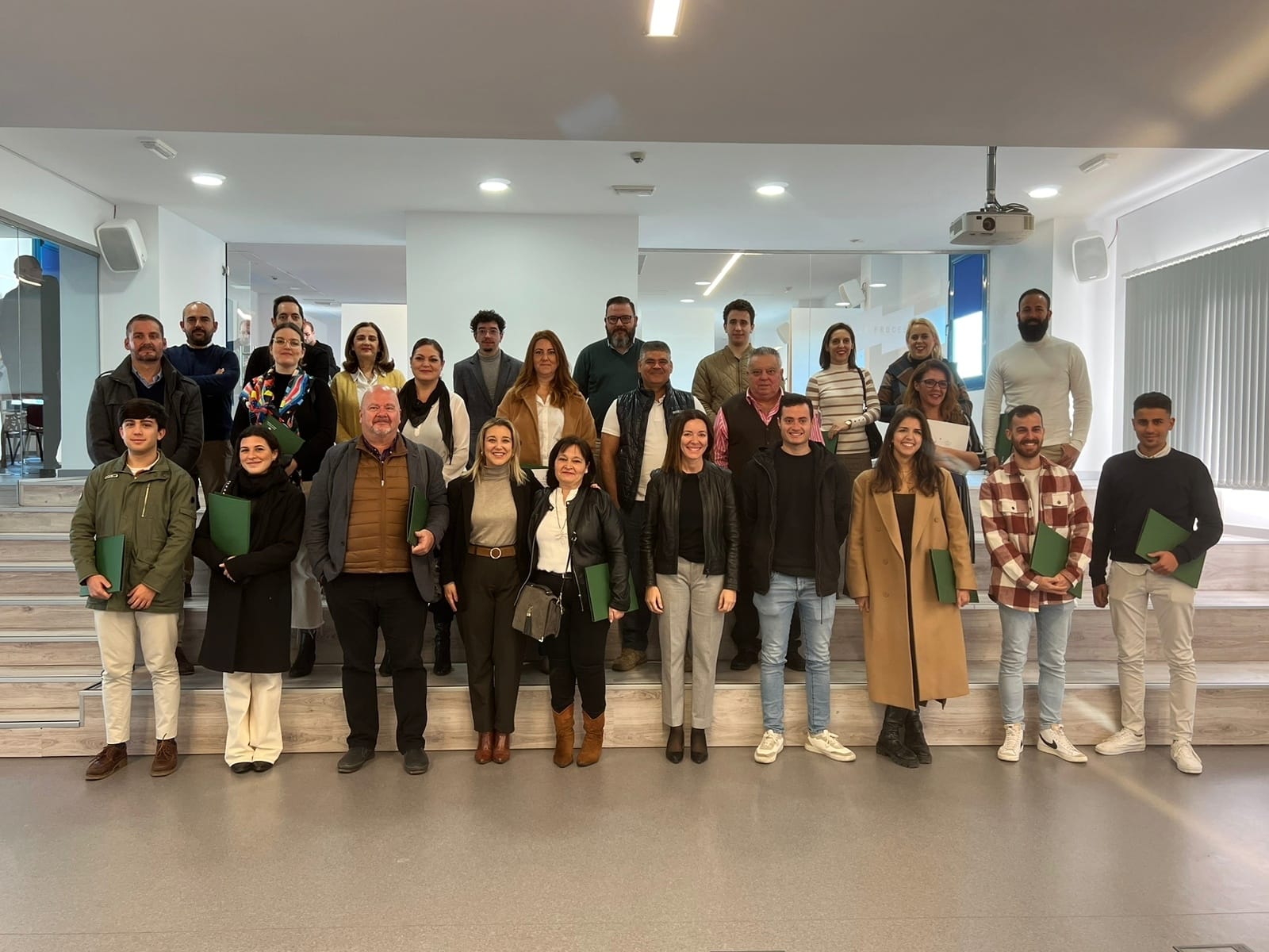 El Ayuntamiento alcanza las 1.700 ayudas concedidas en favor de autónomos, pymes y emprendedores