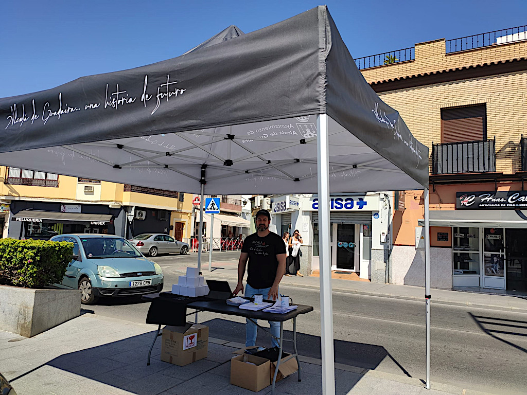 Carpa Centro Salud zona norte y calle Silos