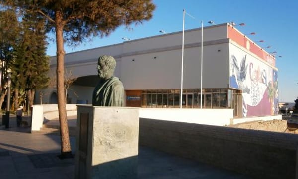 Proyecto de la nueva oficina de turismo.