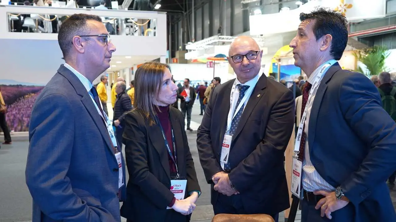 Stand renovado, estrategia reforzada y el deporte como clave: Así ha sido la primera jornada de Ceuta en FITUR