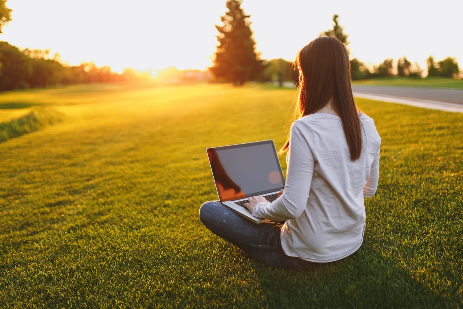 Multiplica la rentabilidad de tu negocio rural gracias al Internet por satélite