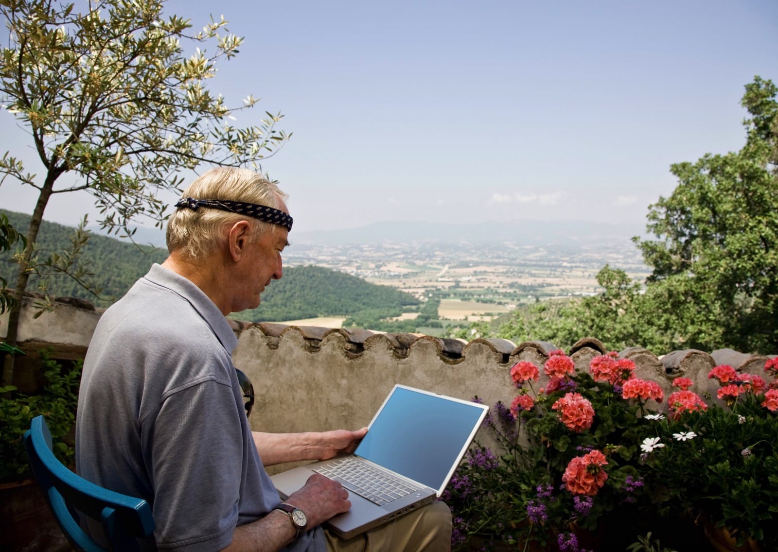Amplificar el compromiso social gracias a la conectividad satelital	