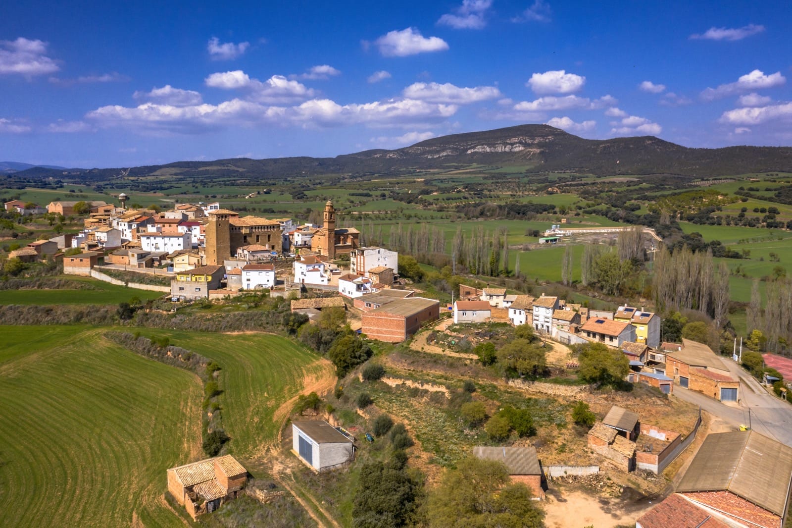 Completa tu oferta de servicios como operador con Internet por satélite del Plan UNICO Demanda Rural