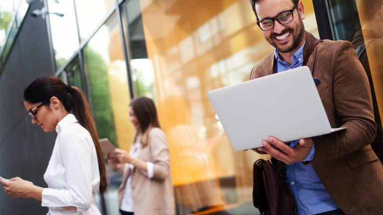 Resuelve la dependencia del espacio físico para tu negocio