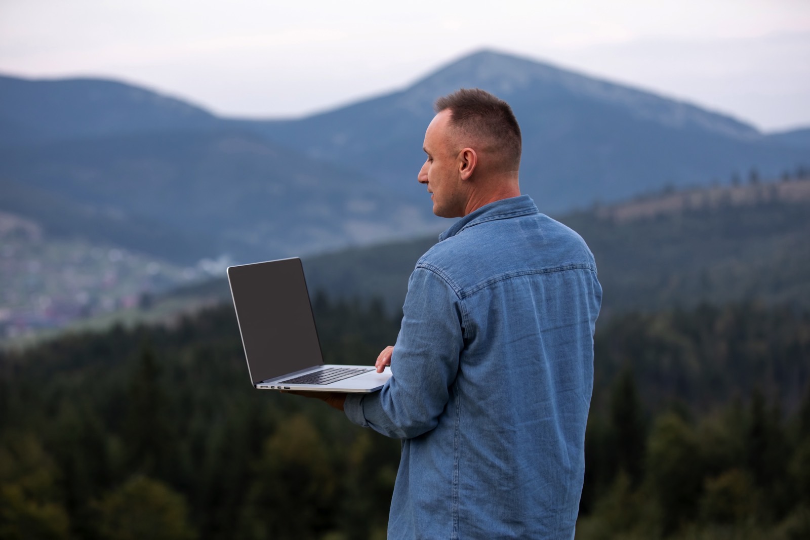 ¿Cómo se instala Internet por satélite?