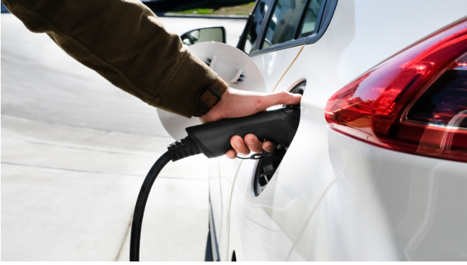 EL MITECO prorroga el MOVES III hasta fin de año con carácter retroactivo desde el 1 de enero e incorpora 400 millones al programa